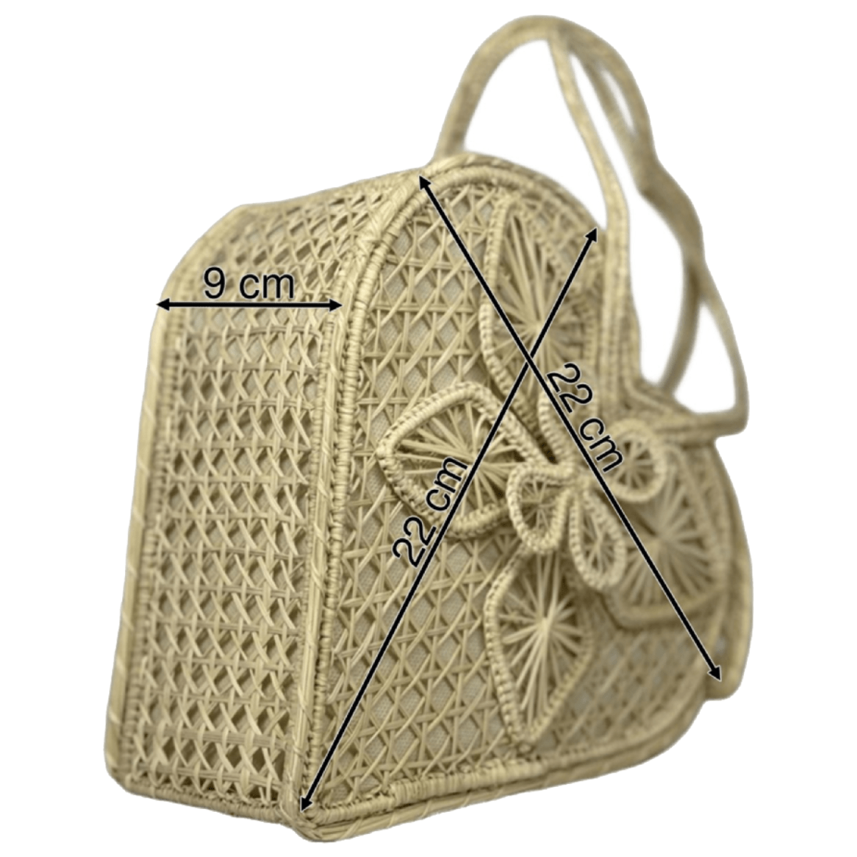 Bolso de perfil elaborado en palma de iraca tipo corazón con una flor central color beige y aza beige