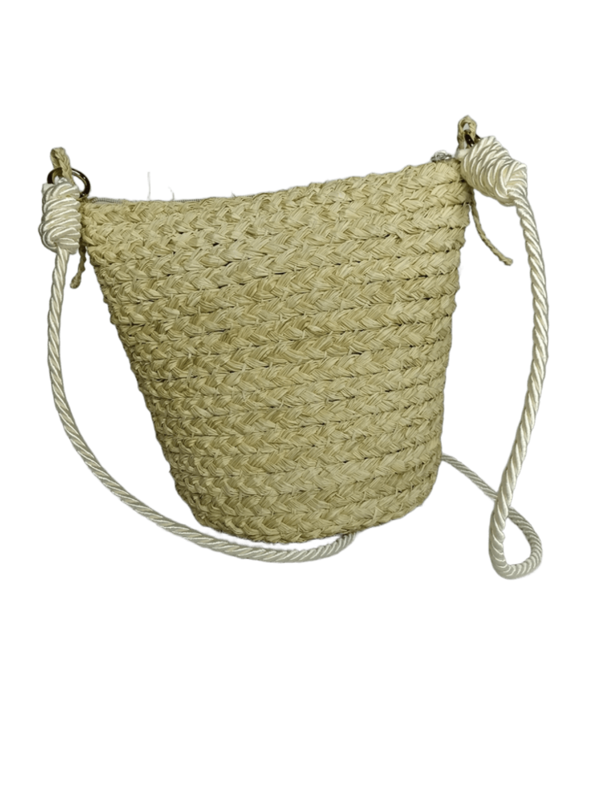 Mochila con cierre de espaldas elaborado en palma de iraca con borla beige y lazo blanco