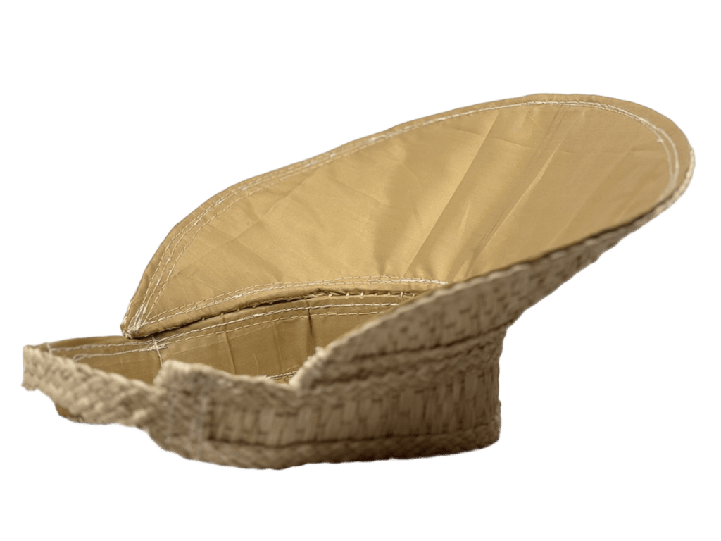 Visera acostado elaborado en palma de iraca color beige