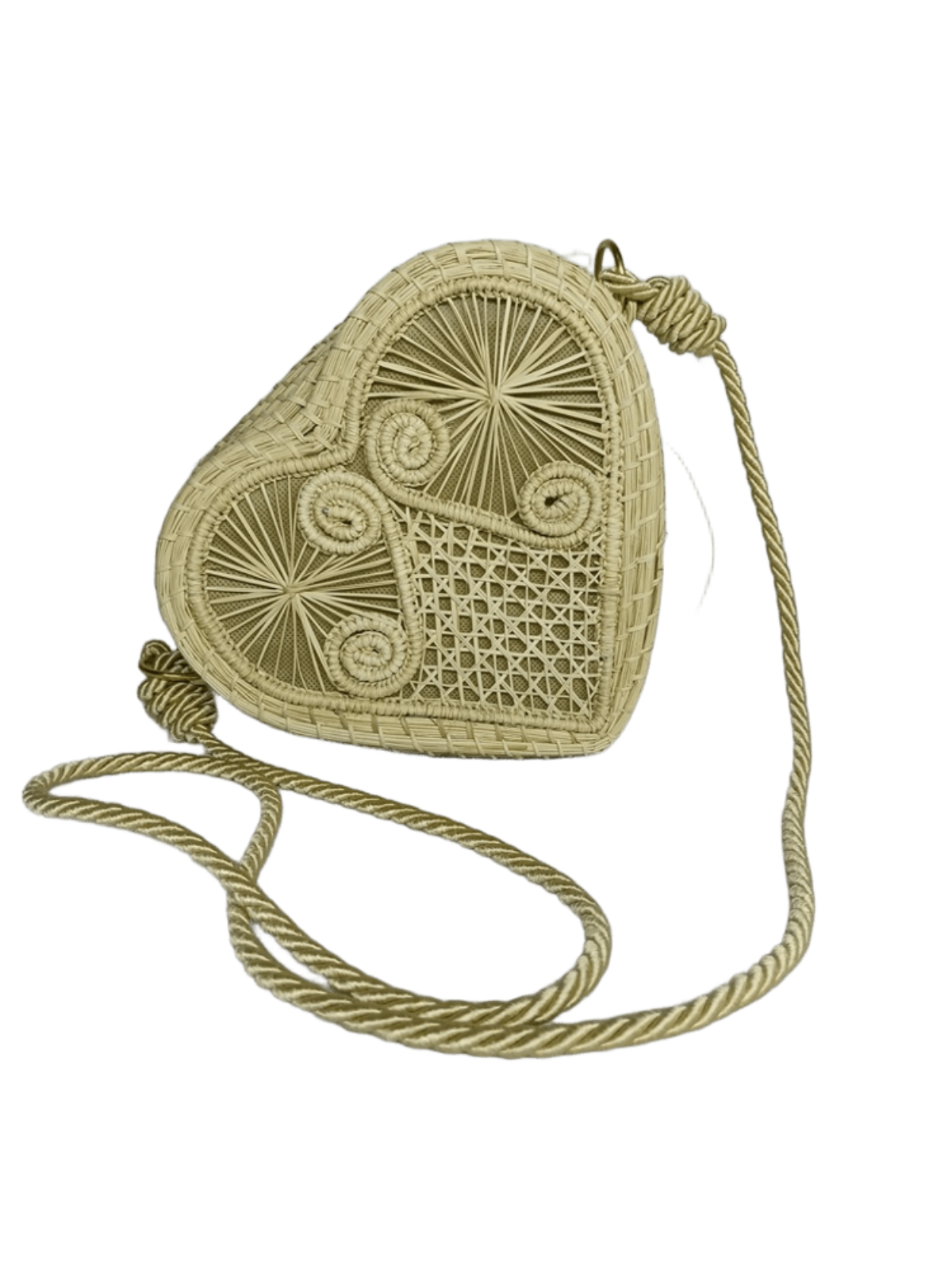Bolso yoyo elaborado en palma de iraca en forma de corazón color beige con lazo beige